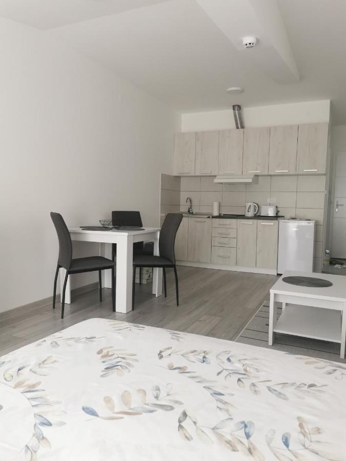 Studio Apartmani บันยา โควิลยาชา ภายนอก รูปภาพ