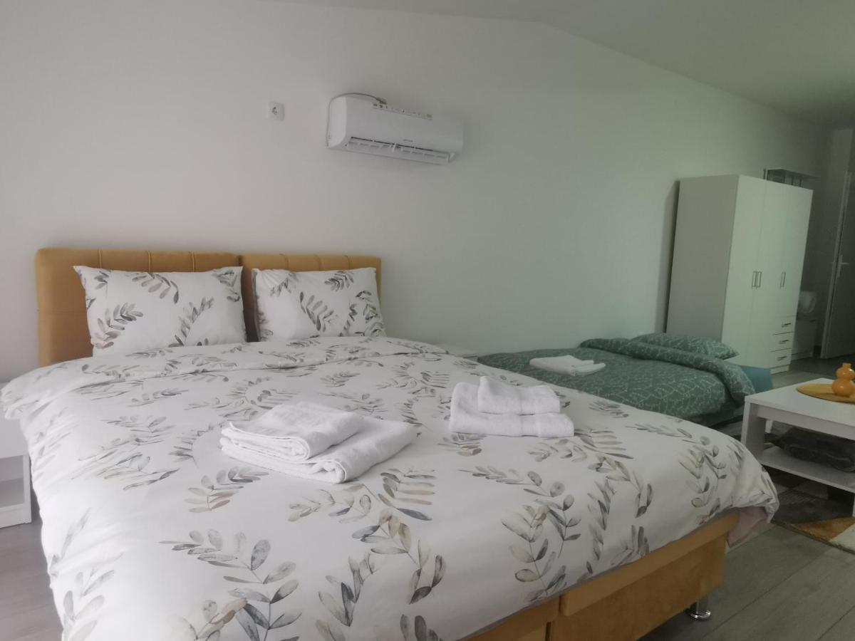 Studio Apartmani บันยา โควิลยาชา ภายนอก รูปภาพ