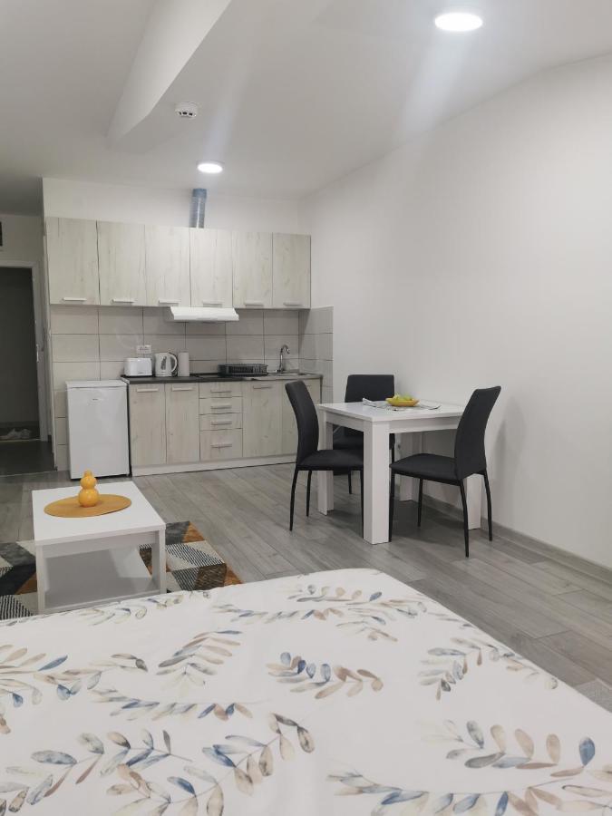 Studio Apartmani บันยา โควิลยาชา ภายนอก รูปภาพ