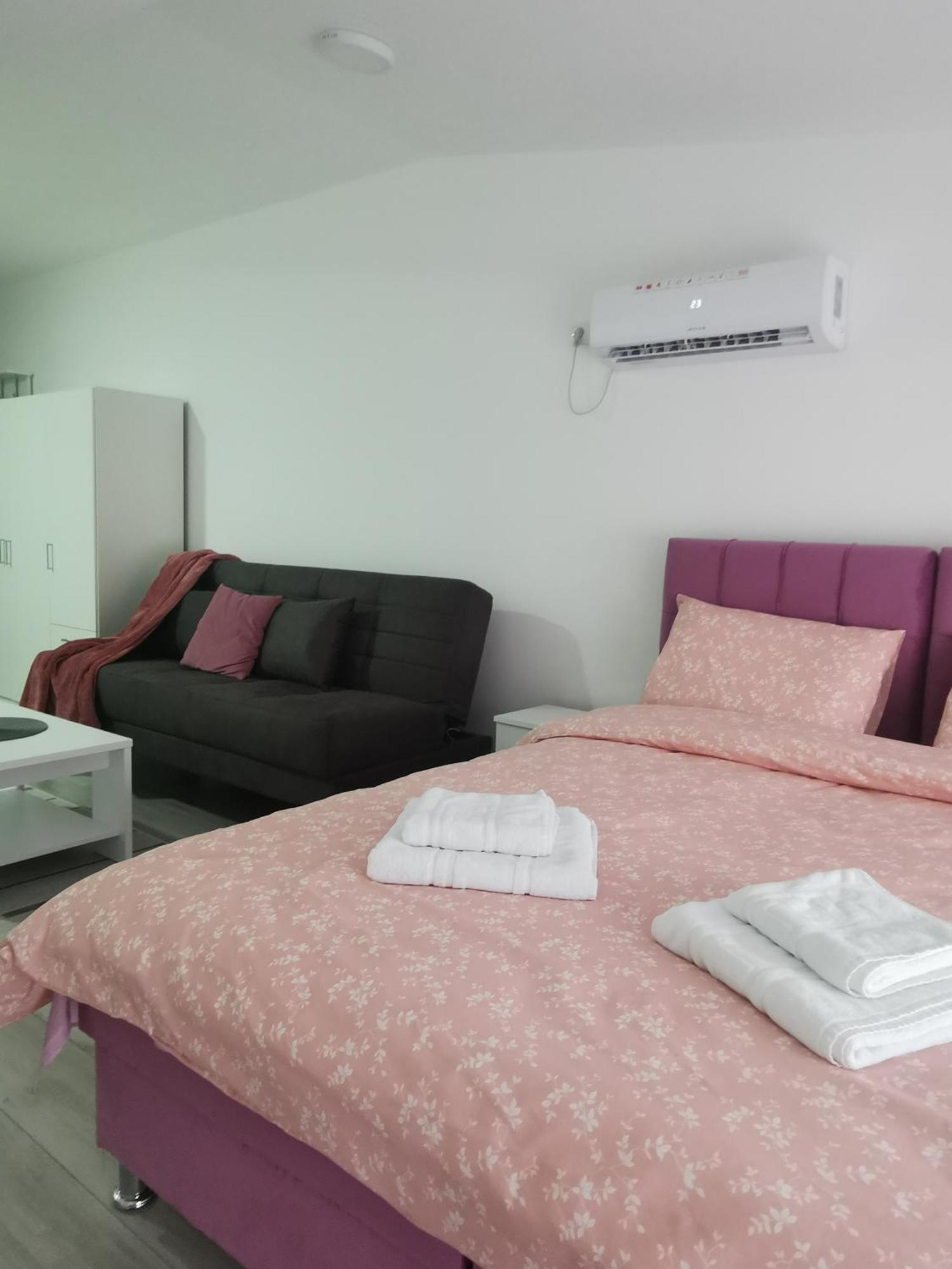 Studio Apartmani บันยา โควิลยาชา ภายนอก รูปภาพ